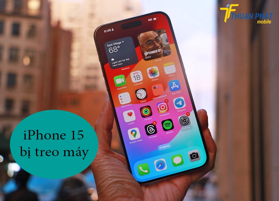 iPhone 15 bị treo máy