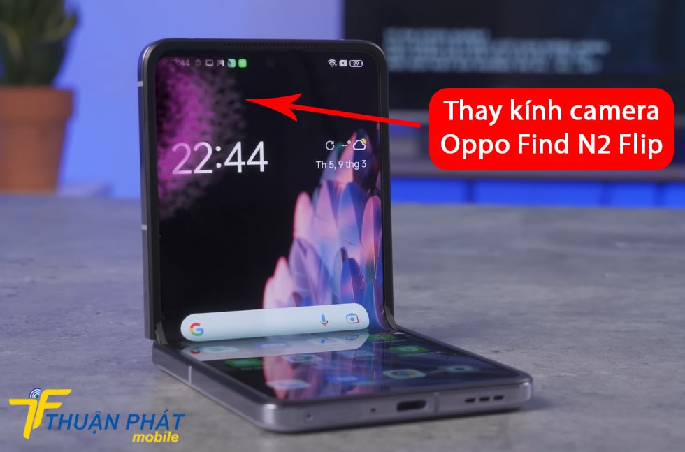 Màn hình Oppo Find N2 Flip bị chảy mực