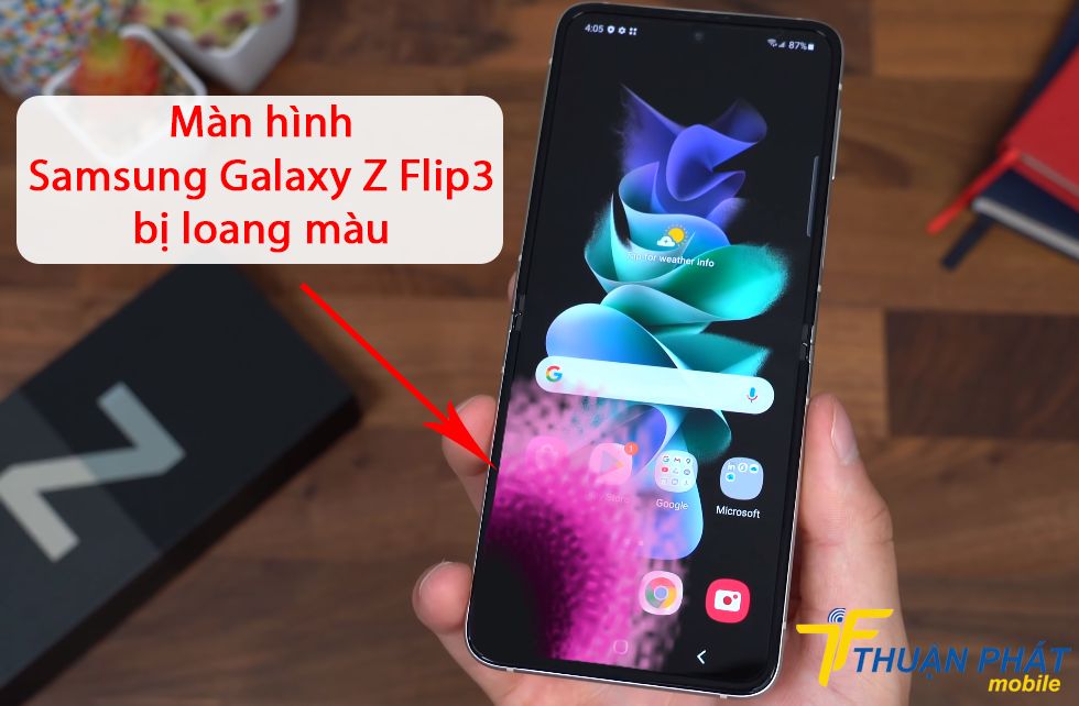 Màn hình Samsung Galaxy Z Flip3 bị loang màu