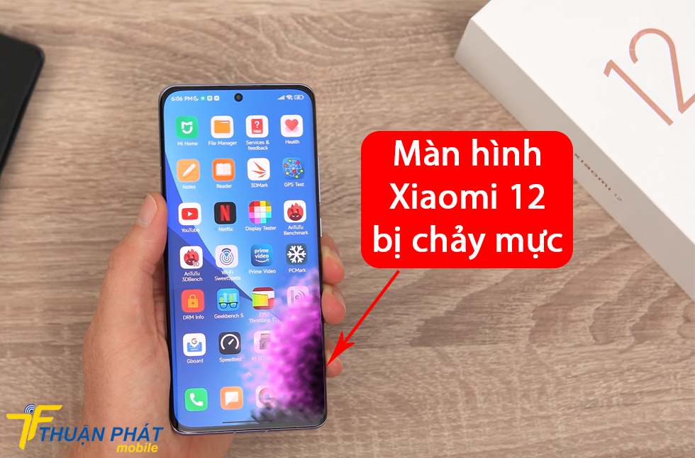 Màn hình Xiaomi 12 bị chảy mực