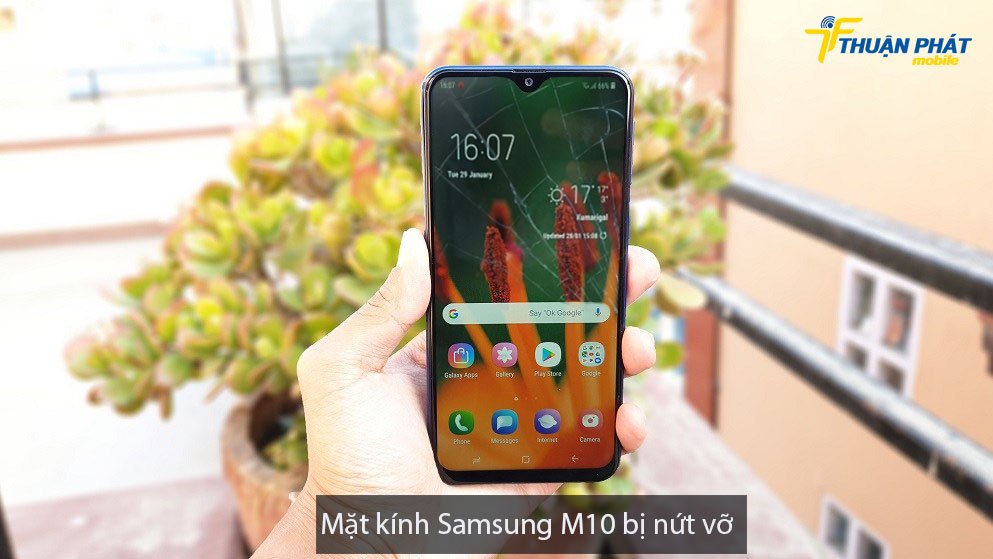 Mặt kính Samsung M10 bị nứt vỡ