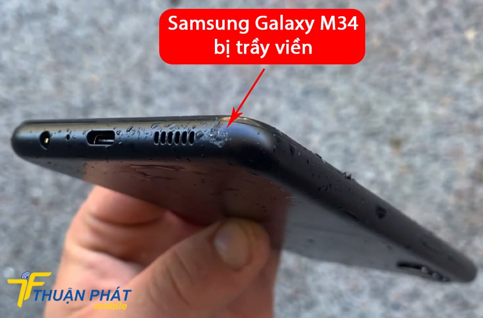 Samsung Galaxy M34 bị trầy viền