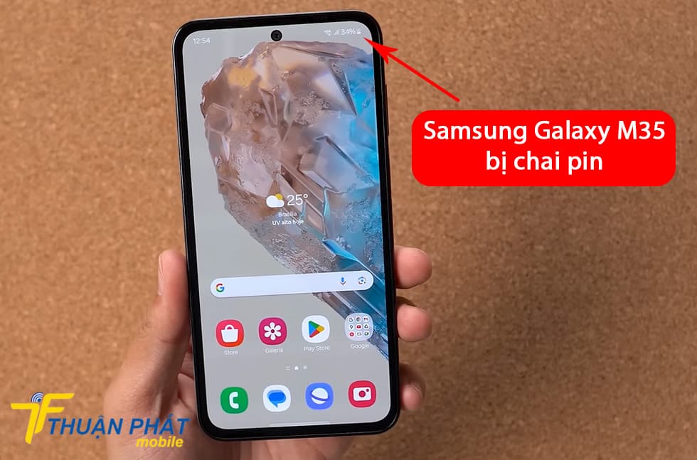 Samsung Galaxy M35 bị chai pin