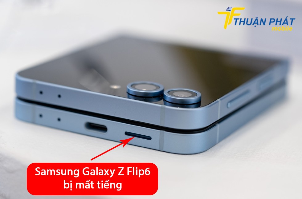 Samsung Galaxy Z Flip6 bị mất tiếng