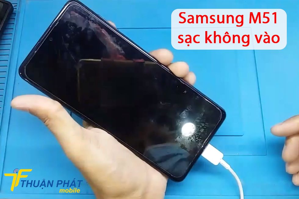 Samsung M51 sạc không vào