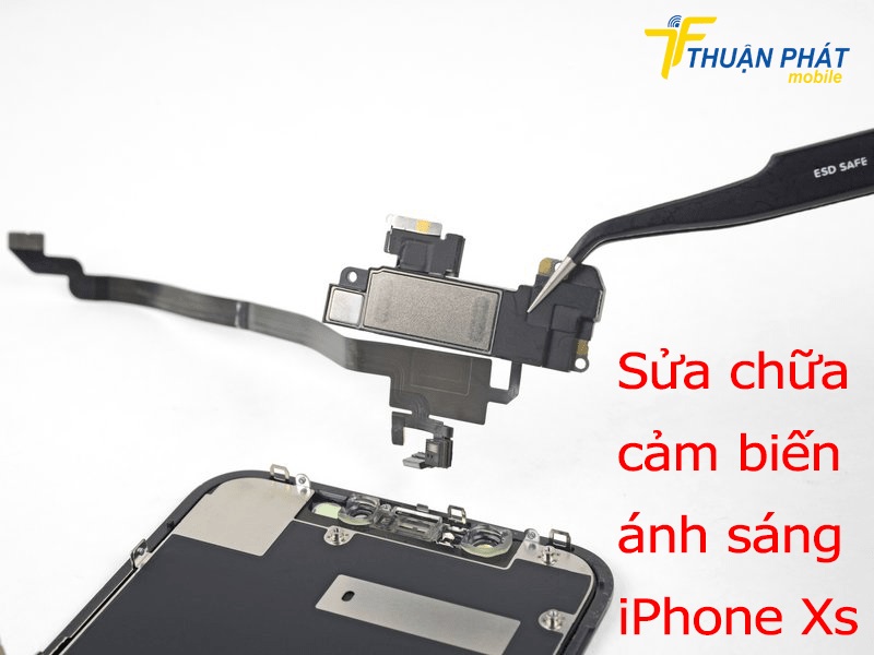 Sửa chữa cảm biến ánh sáng iPhone Xs