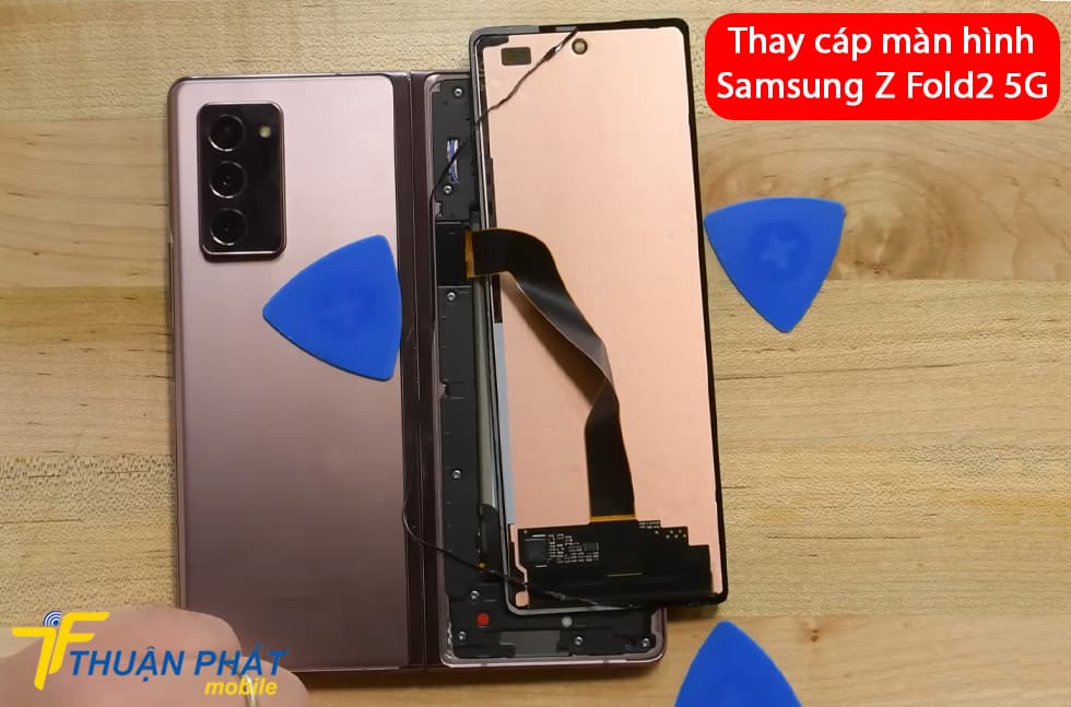 Thay cáp màn hình Samsung Z Fold2 5G