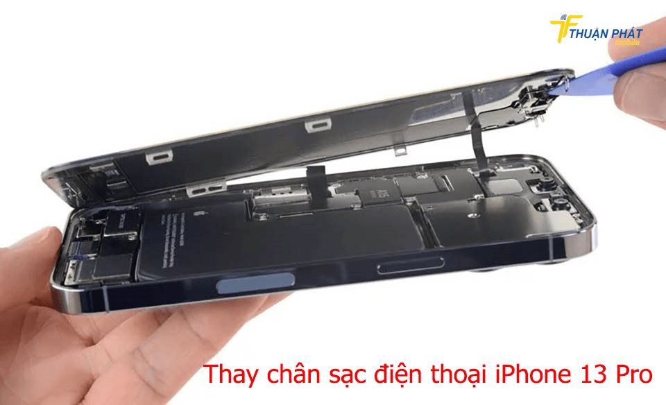 Thay chân sạc điện thoại iPhone 13 Pro