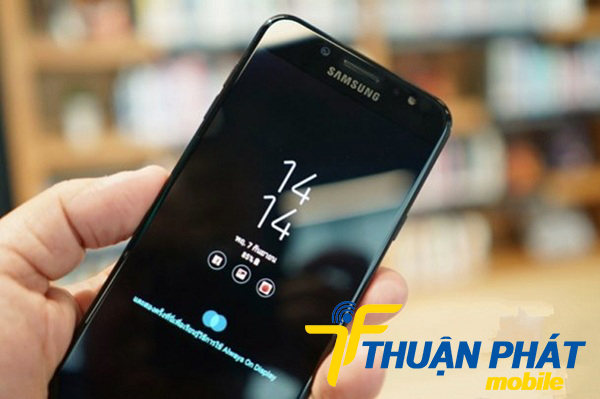 Thay màn hình Samsung Galaxy J7 Plus chính hãng, giá rẻ