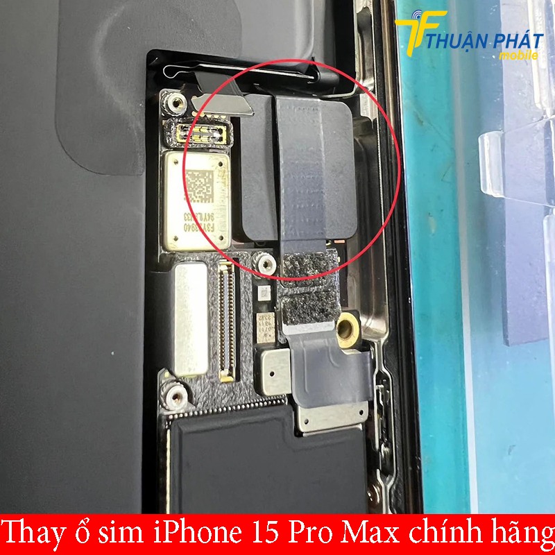 Thay ổ sim iPhone 15 Pro Max chính hãng