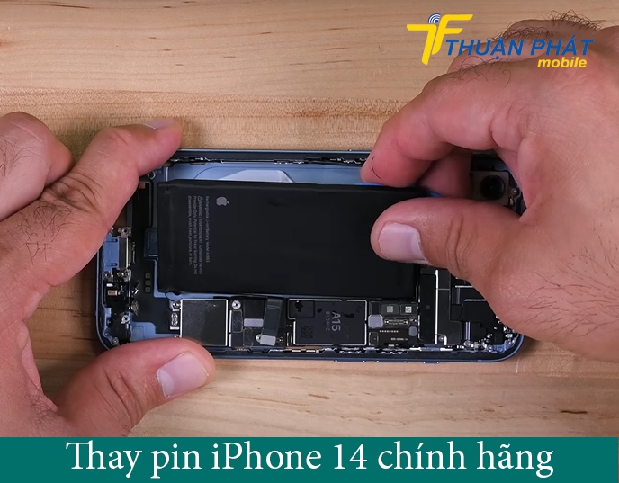 Thay pin iPhone 14 chính hãng