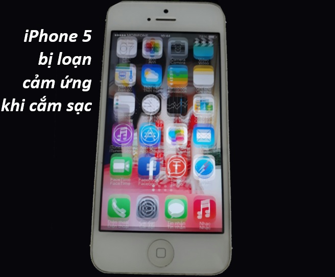 iphone 5 bi loan cam ung khi cam sac