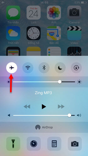 sua iphone 7 nhanh het pin bat tat che do airplane