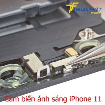 cam-bien-anh-sang-iphone-11